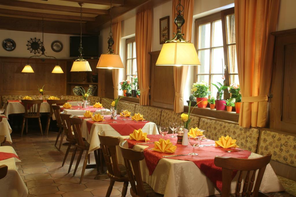 מלון קאפלרודק Gasthaus Hirsch מראה חיצוני תמונה