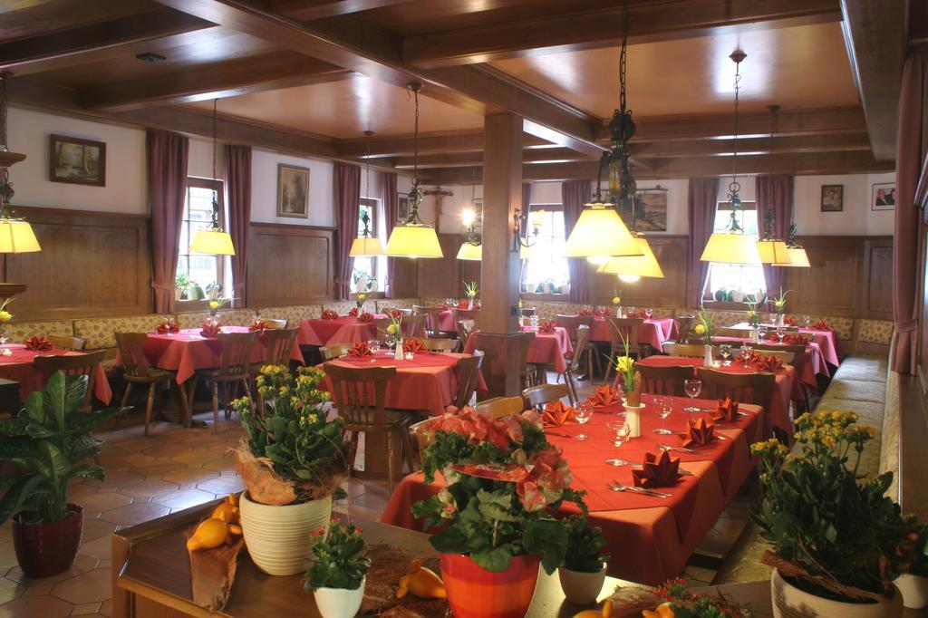 מלון קאפלרודק Gasthaus Hirsch מראה חיצוני תמונה