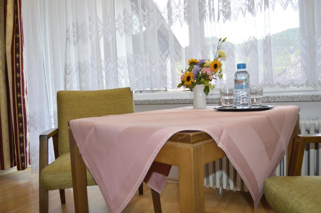 מלון קאפלרודק Gasthaus Hirsch מראה חיצוני תמונה